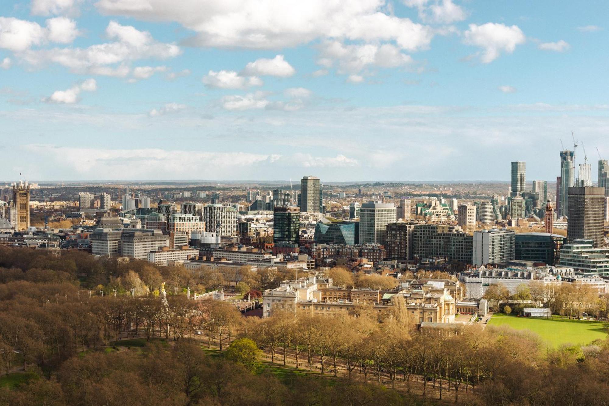 London Hilton On Park Lane Hotel Exterior photo View of the City of London from the top of the London Eye